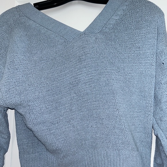Moon & Madison cropped sweater-NEW! Never worn! - Picture 7 of 7